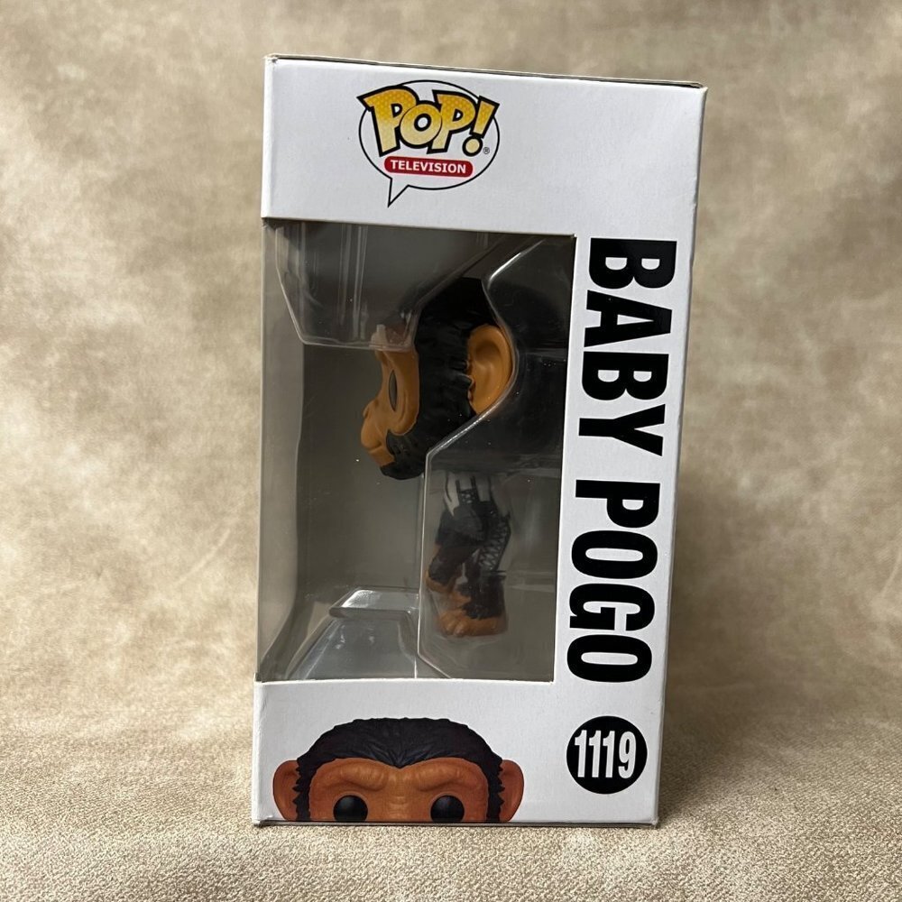 Funko POP! Television - Umbrella Academy S2 Vinyl Figure - BABY POGO #1119 - Picture 4 of 6